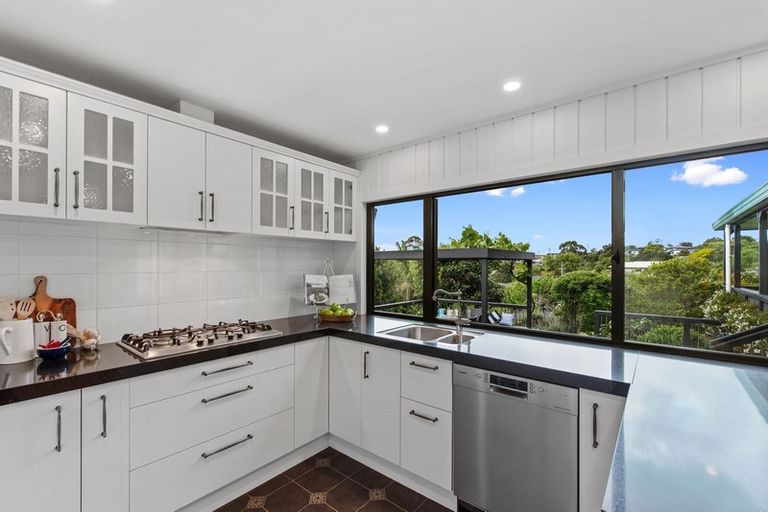 Photo of property in 78 Matija Place, Red Beach, 0932