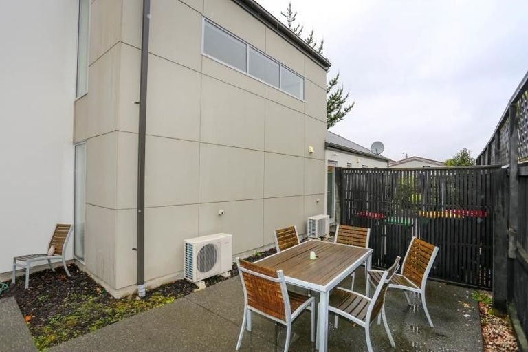 Photo of property in 53 Ilam Road, Upper Riccarton, Christchurch, 8041