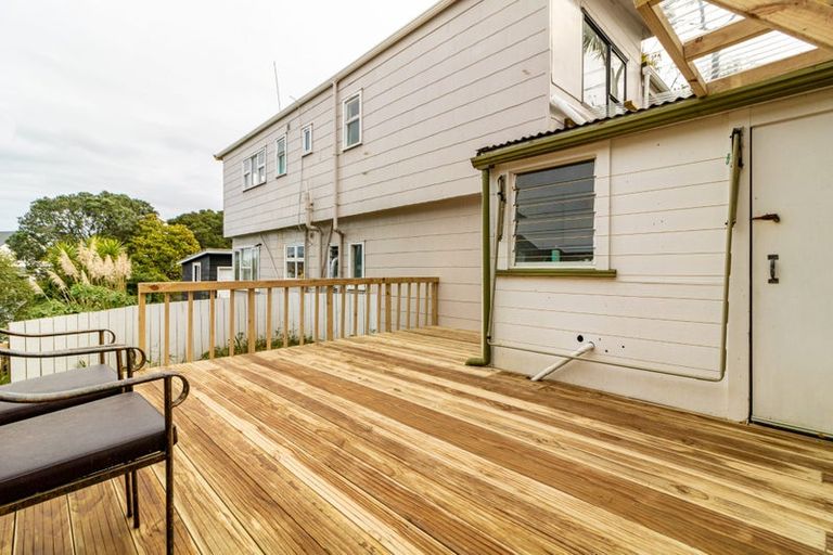 Photo of property in 2/78 Seaview Road, Castor Bay, Auckland, 0620