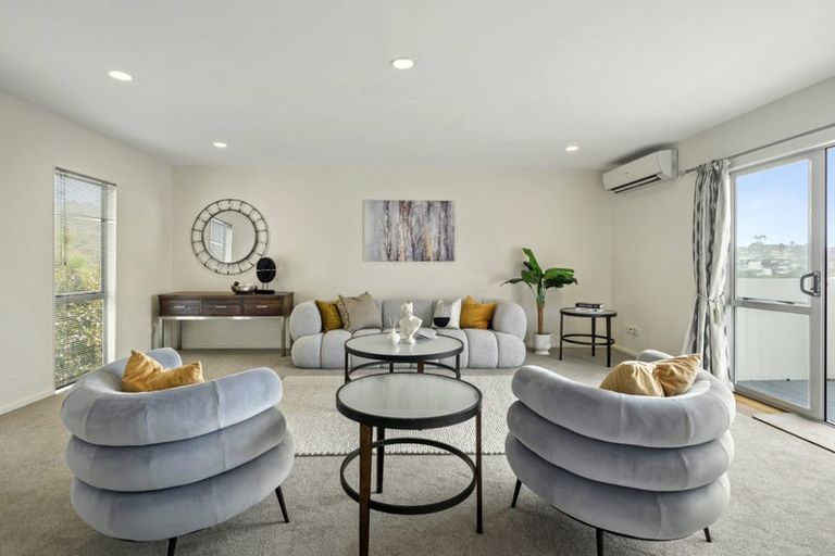 Photo of property in 2/22 Valley Road, Browns Bay, Auckland, 0630