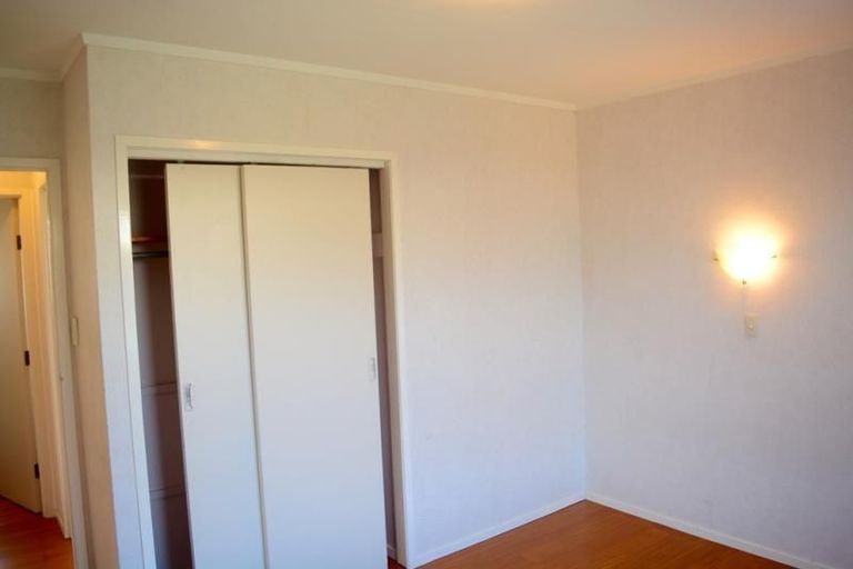 Photo of property in 1/88 Velma Road, Hillcrest, Auckland, 0627