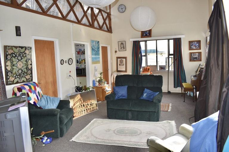 Photo of property in 17 Koromiko Street, Otaki Beach, Otaki, 5512