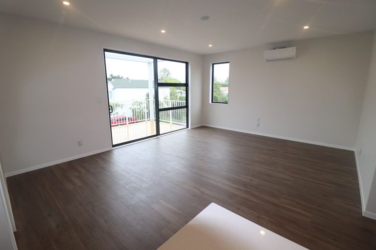 Photo of property in 2 Nephrite Lane, Henderson, Auckland, 0610
