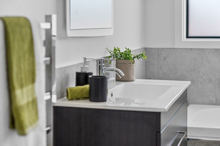 Photo of property in 8 Kimbolton Street, Rototuna North, Hamilton, 3210