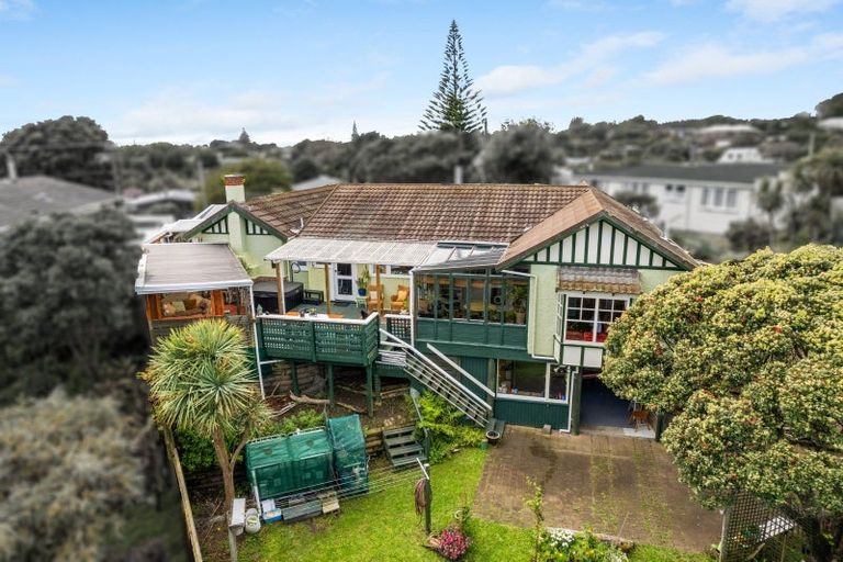 Photo of property in 53 Tasman Road, Otaki Beach, Otaki, 5512