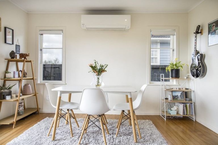 Photo of property in 11d Springs Road, Parakai, 0830