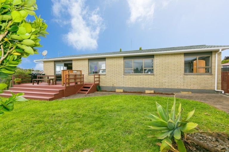 Photo of property in 9b Poplar Grove, Whalers Gate, New Plymouth, 4310