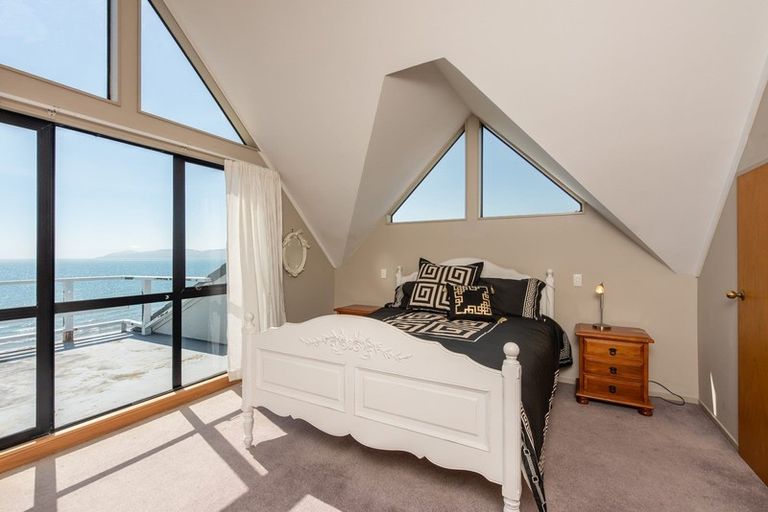 Photo of property in 163 Rosetta Road, Raumati South, Paraparaumu, 5032