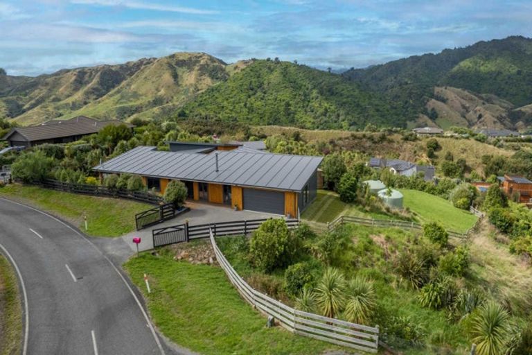 Photo of property in 17 Angus Way, Nikau Valley, Paraparaumu, 5032