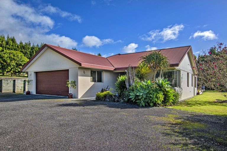 Photo of property in 11 Logan Cameron Road, Kauri, Kamo, 0185