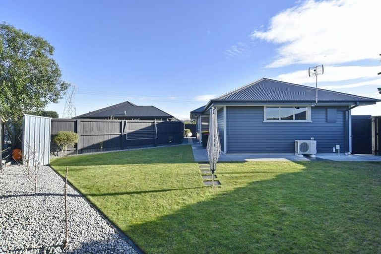 Photo of property in 26 Pimlico Place, Rangiora, 7400