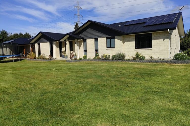 Photo of property in 1217 Glenbrook Road, Glenbrook, Waiuku, 2681