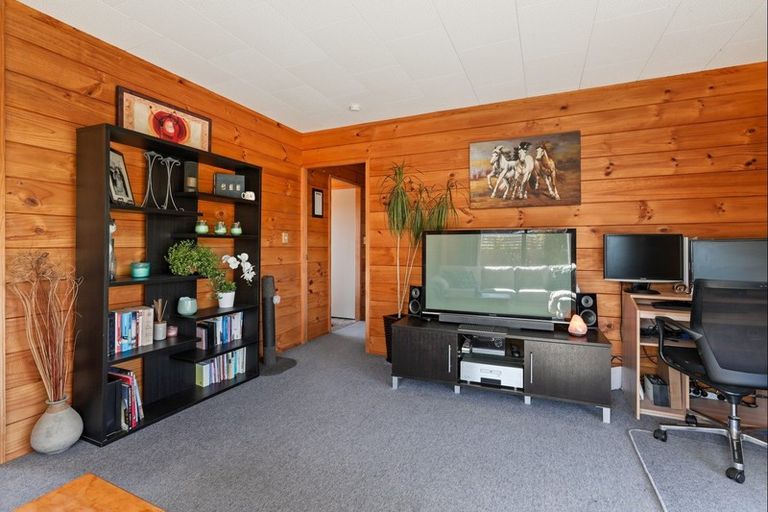 Photo of property in 12a Dinton Street, Russley, Christchurch, 8042