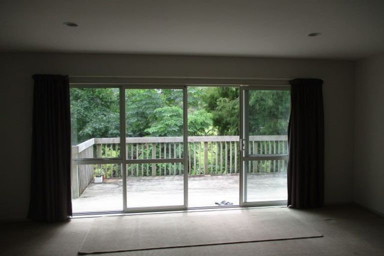 Photo of property in 2065a East Coast Road, Stillwater, Silverdale, 0993