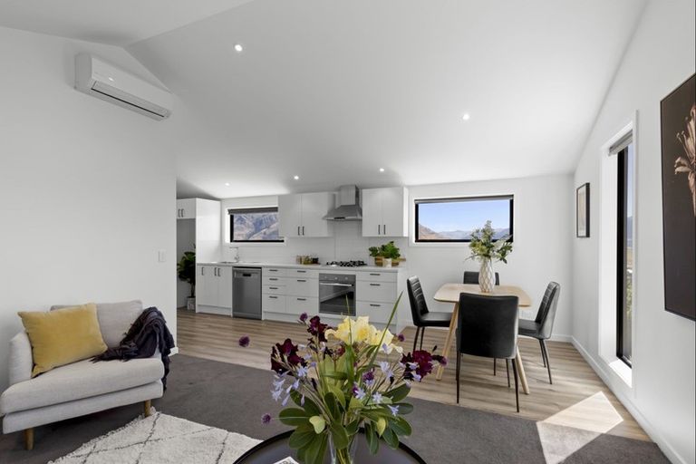Photo of property in 3 Kintyre Court, Jacks Point, Queenstown, 9371