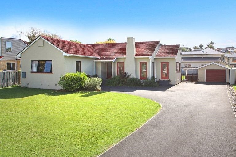 Photo of property in 21 Grace Road, Tauranga South, Tauranga, 3112