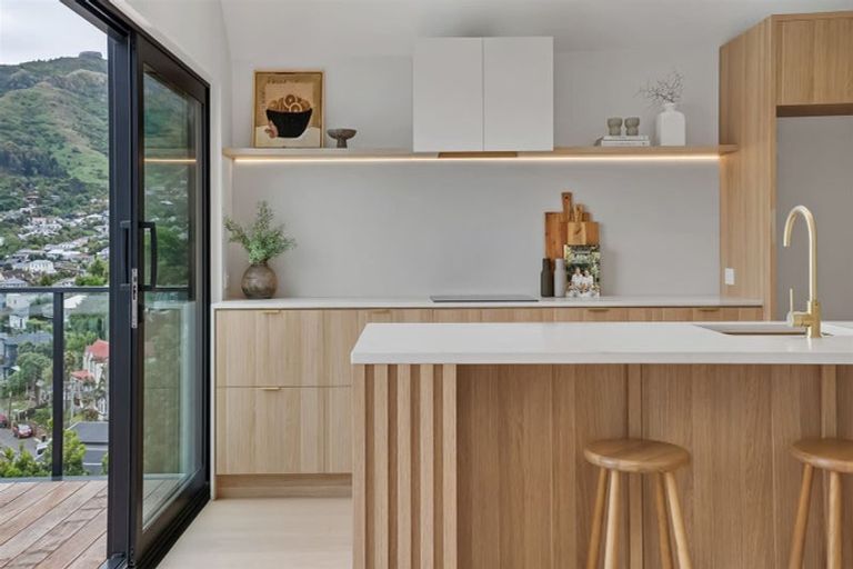 Photo of property in 7 Reserve Terrace, Lyttelton, 8082