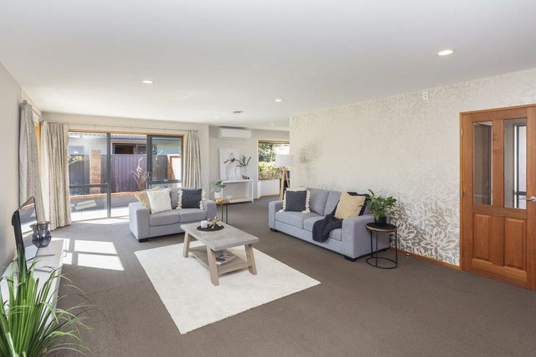 Photo of property in 5 Anglem Way, Northwood, Christchurch, 8051