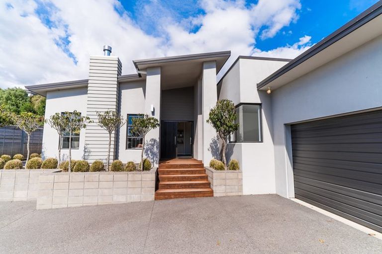 Photo of property in 128 Castlewold Drive, Bethlehem, Tauranga, 3110