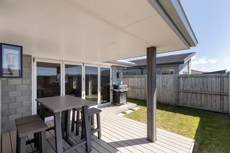 Photo of property in 19 Saddlers Way, Papamoa, 3118