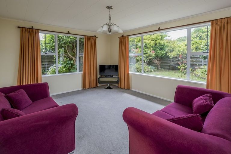 Photo of property in 14 Richmond Avenue, Waikanae, 5036