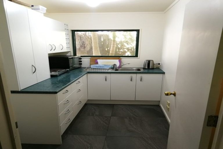 Photo of property in 6 Charlotte Street, Stanmore Bay, Whangaparaoa, 0932
