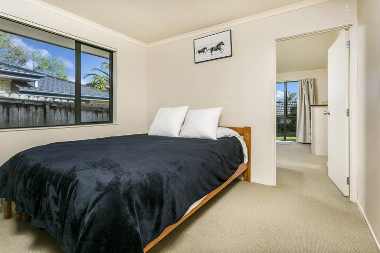 Photo of property in 100 Greenhithe Road, Greenhithe, Auckland, 0632