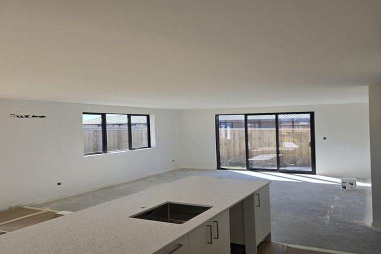 Photo of property in 11 Henshaw Street, Woodend, 7610