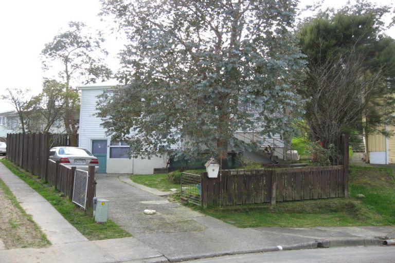 Photo of property in 7 Aporoa Grove, Wainuiomata, Lower Hutt, 5014