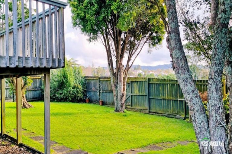 Photo of property in 23a Captain Scott Road, Glen Eden, Auckland, 0602