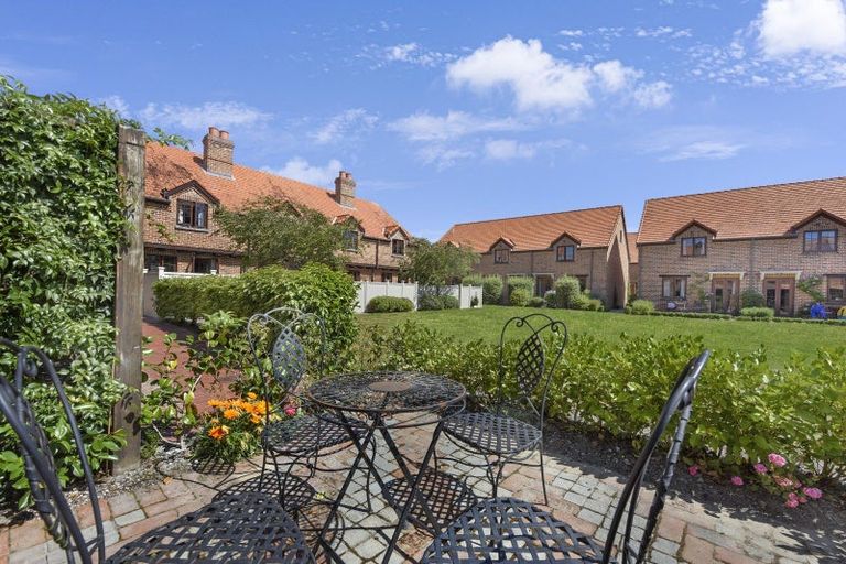 Photo of property in Village Green Cottages, 9/10 Quiet Woman Way, Monaco, Nelson, 7011