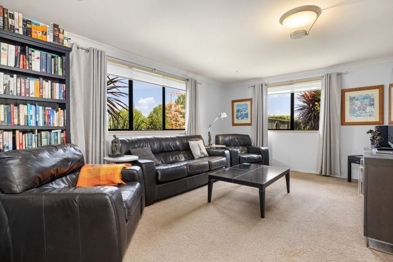 Photo of property in 23 Rosella Drive, Welcome Bay, Tauranga, 3112