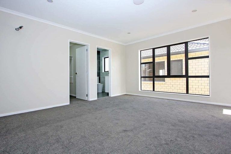 Photo of property in 6 Goyal Lane, Pakuranga, Auckland, 2010