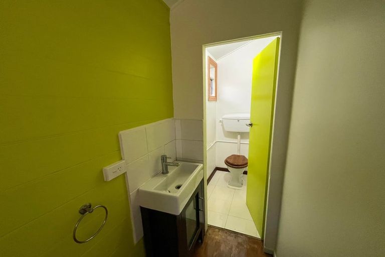 Photo of property in 32 Stoke Street, Sumner, Christchurch, 8081