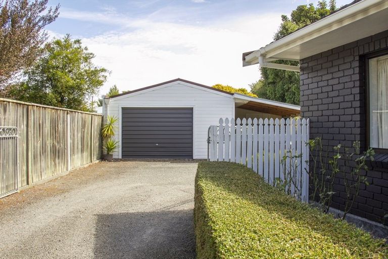 Photo of property in 18 East Street, Greytown, 5712