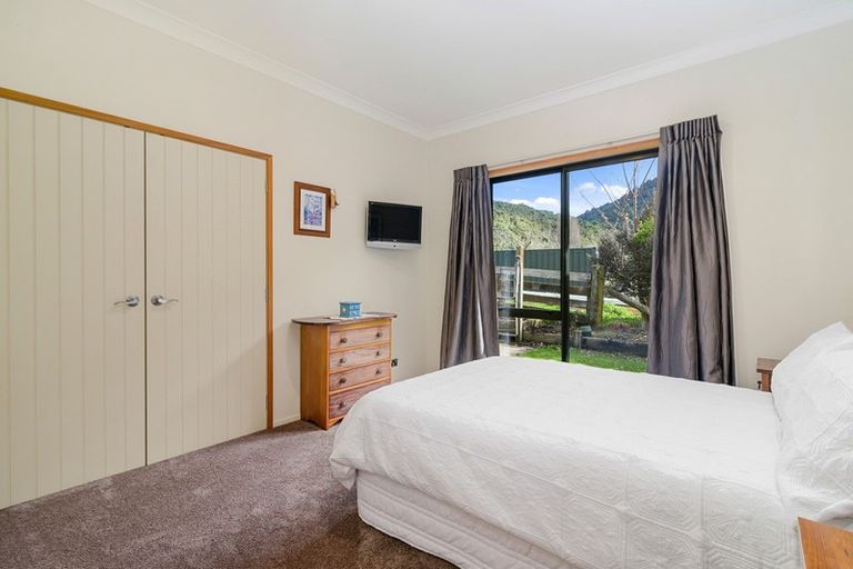 Photo of property in 297 Spencer Road, Lake Tarawera, Rotorua, 3076