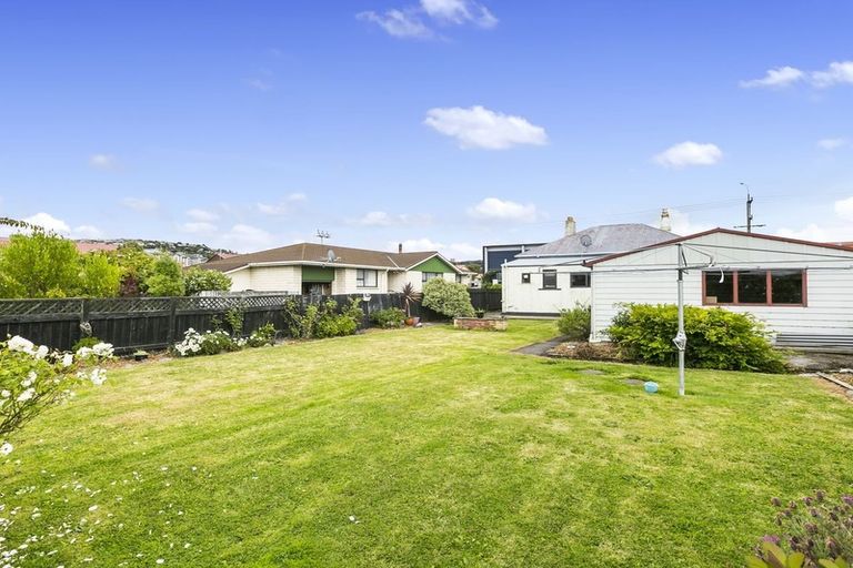 Photo of property in 151 Bay View Road, South Dunedin, Dunedin, 9012