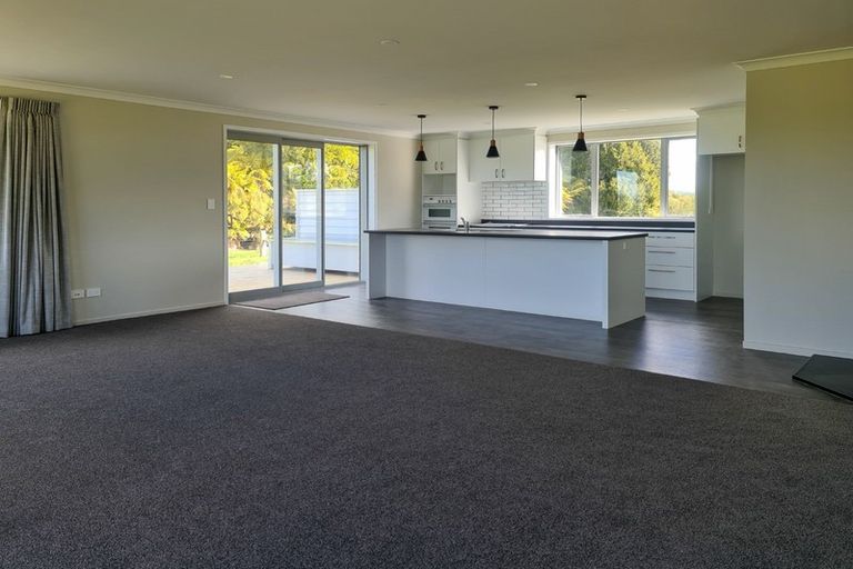 Photo of property in 65 Lagoon Road, Hamurana, Rotorua, 3096