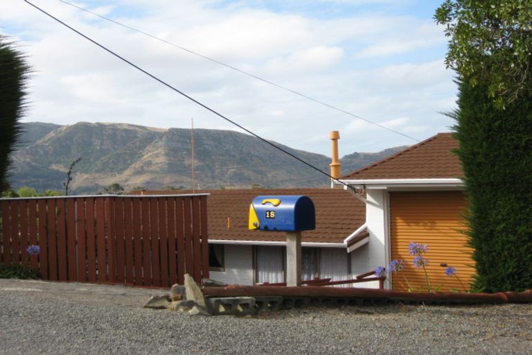 Photo of property in 18 Te Ra Crescent, Diamond Harbour, 8972