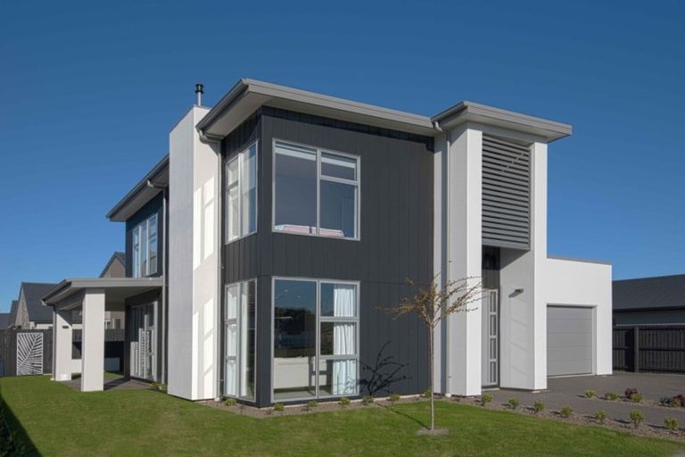 Photo of property in 31 Prestons Park Drive, Marshland, Christchurch, 8083