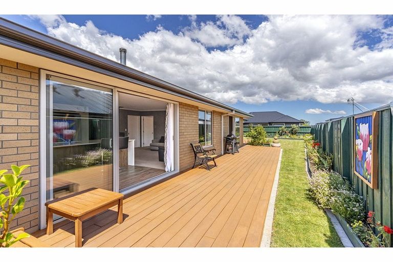 Photo of property in 11 Sheehan Street, Halswell, Christchurch, 8025