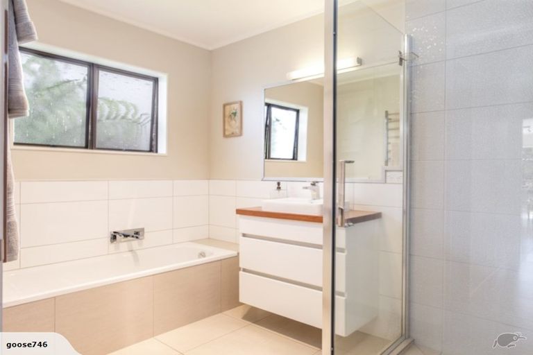 Photo of property in 25 Lakeside Drive, Pahurehure, Papakura, 2113