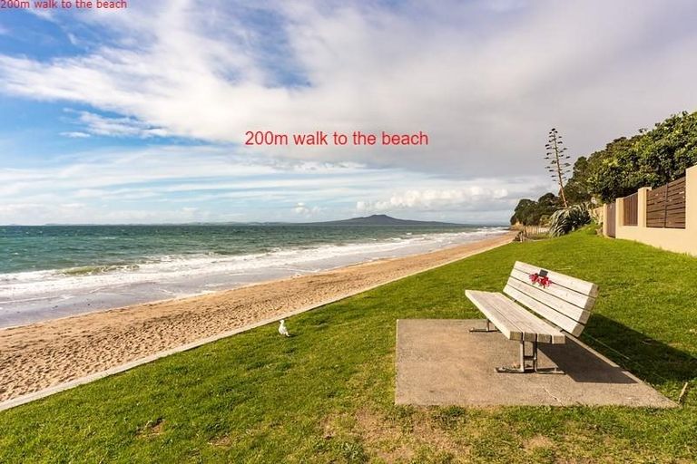 Photo of property in 1/246 Beach Road, Campbells Bay, Auckland, 0630