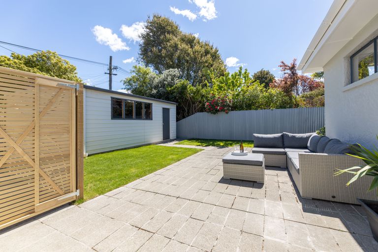 Photo of property in 1/44 Cutts Road, Russley, Christchurch, 8042