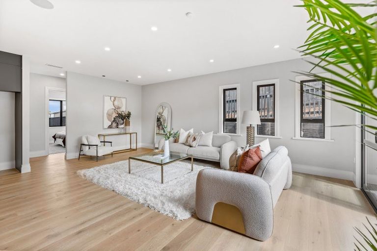 Photo of property in 7 Halcyon Bay Lane, Wainui, 0992