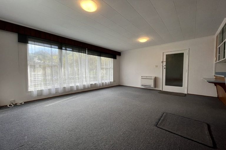 Photo of property in 51a Mana View Road, Paremata, Porirua, 5026