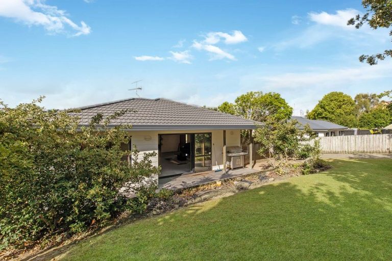 Photo of property in 19 Donald Street, Stanmore Bay, Whangaparaoa, 0932