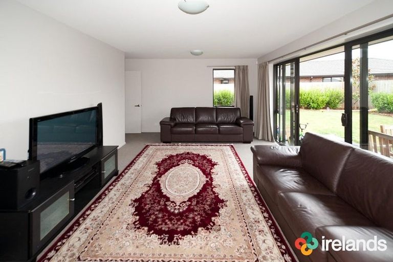 Photo of property in 1 Duggan Close, Rolleston, 7614