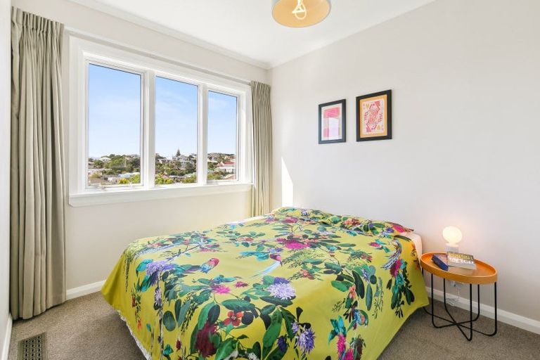 Photo of property in 36 Charlotte Avenue, Brooklyn, Wellington, 6021