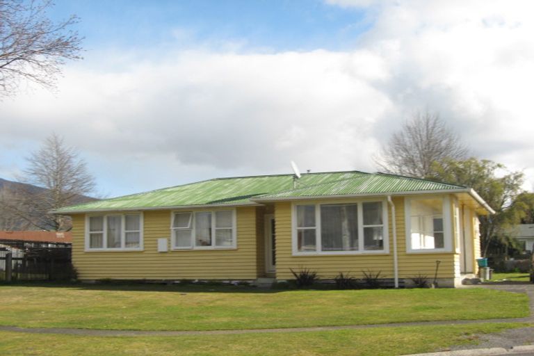 Photo of property in 5 Nehi Grove, Turangi, 3334